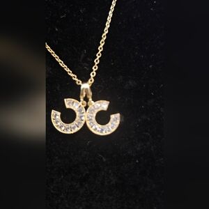 Elegant Gold Or Silver Plated Pendant Necklace